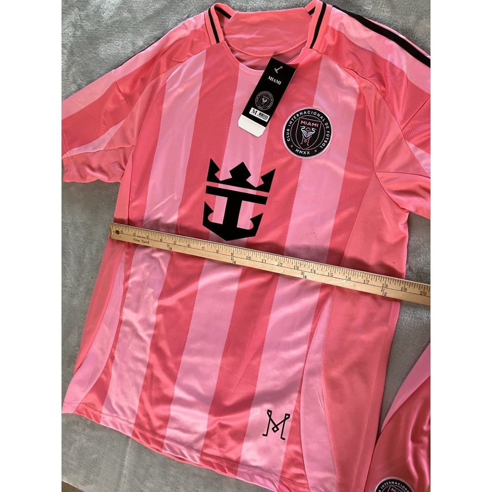 Womens Inter Miami Pink Soccer Set Shirt And Shorts - Picture 9 of 12